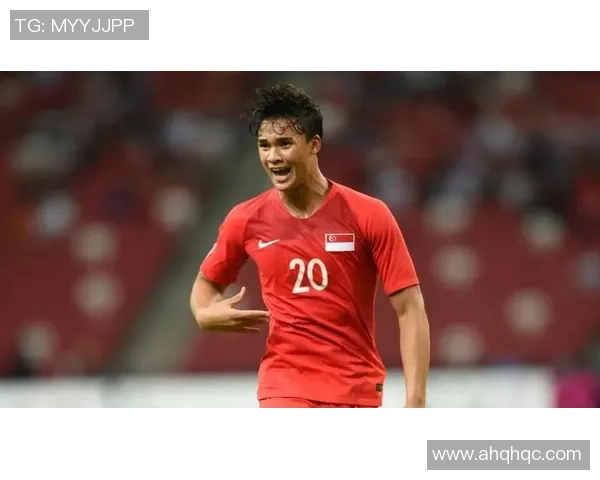 新加坡足球界的魅力代表他是最帅的足球明星与风采之选