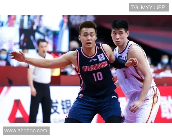 南京网球队以92分领跑挑战赛积分榜展现强大实力与团队合作精神